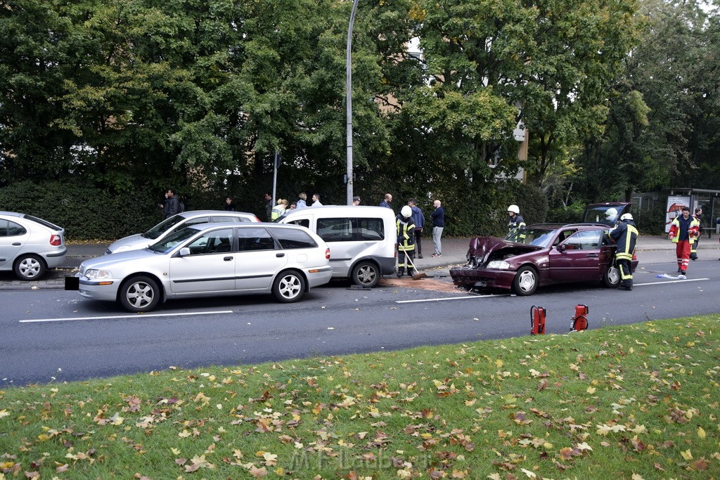 VU Koeln Buchheim Frankfurterstr Beuthenerstr P005.JPG - Miklos Laubert